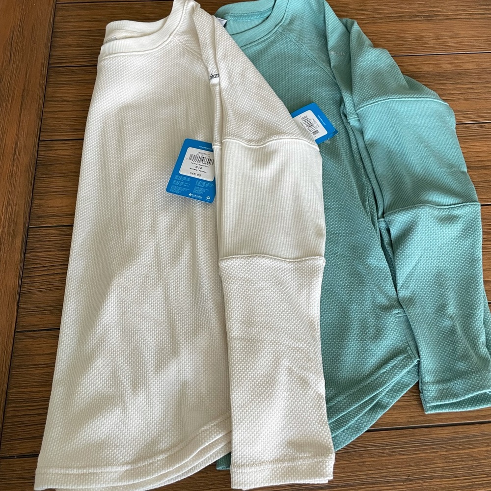 Two Columbia Fall Pine Washed Crew